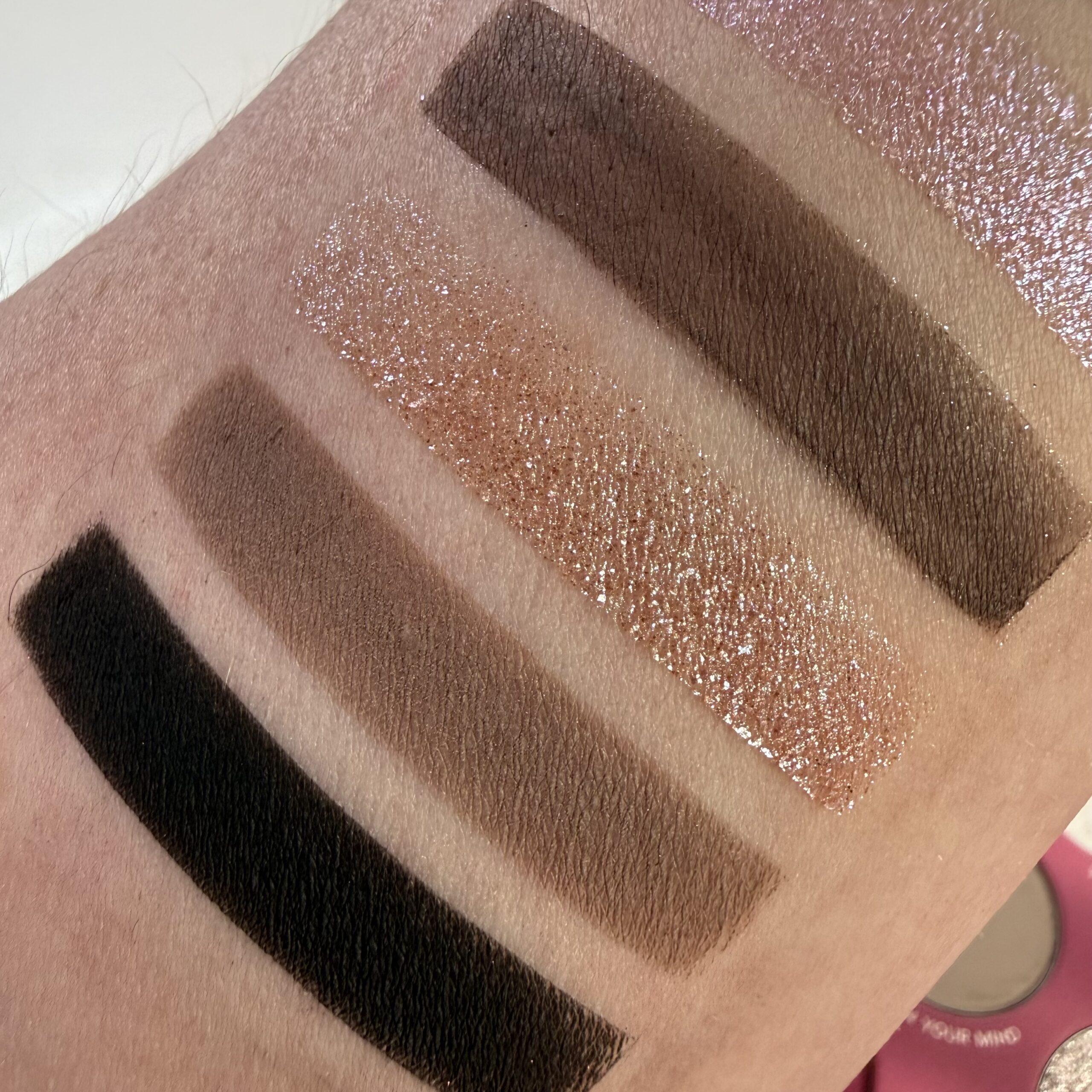 Colourpop HEART TO GET palette swatches