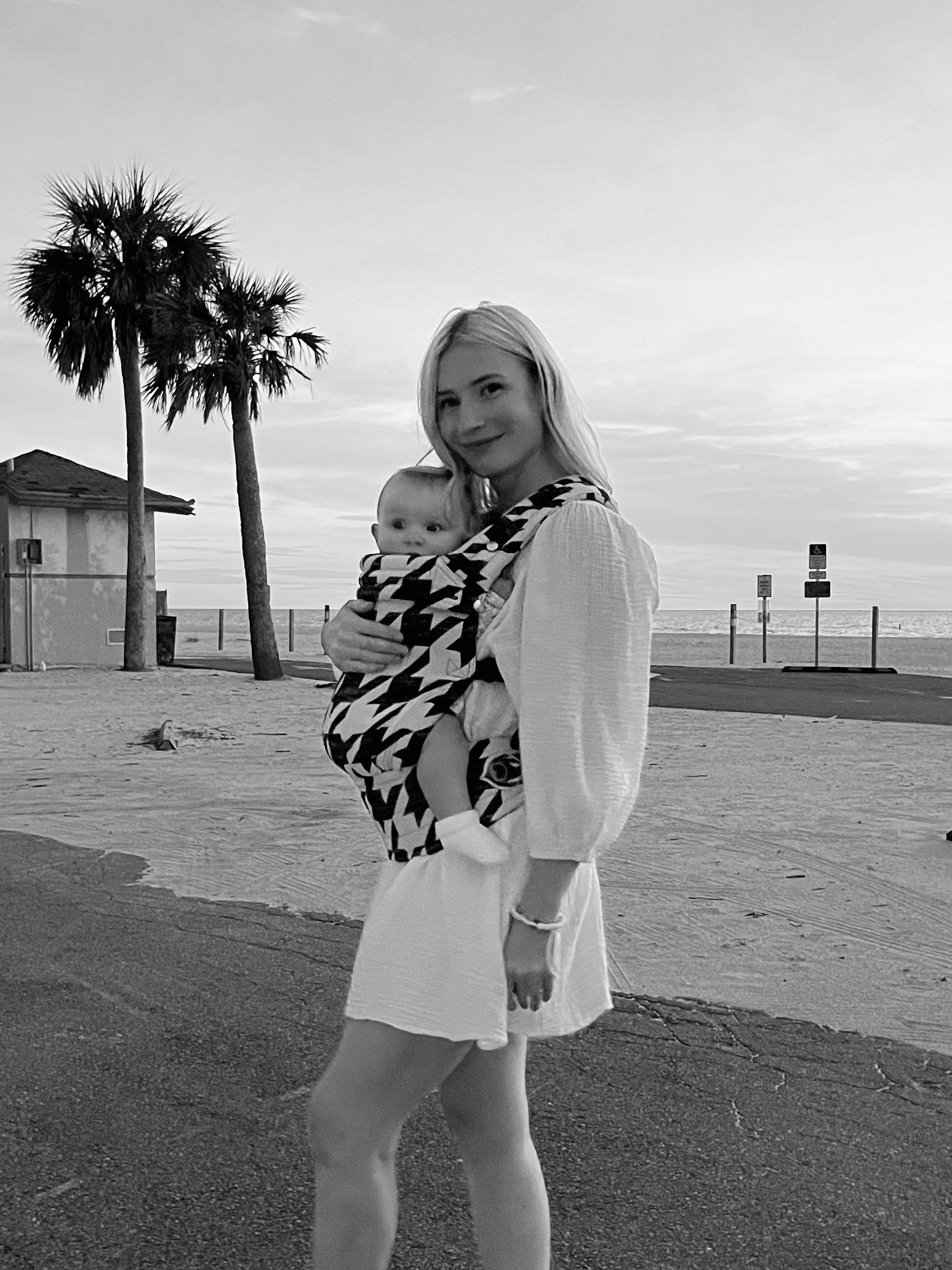Artipoppe vs. Wildbird Aerial Baby Carrier Review (plus comparing to 5 other carriers!)