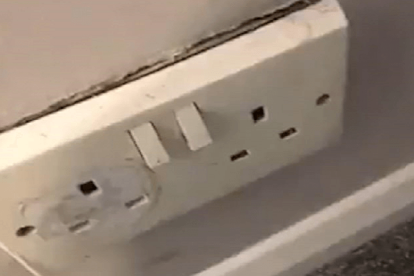 コンセントが故障して使えない・・・修理屋を呼んだところ意外な事実が発覚