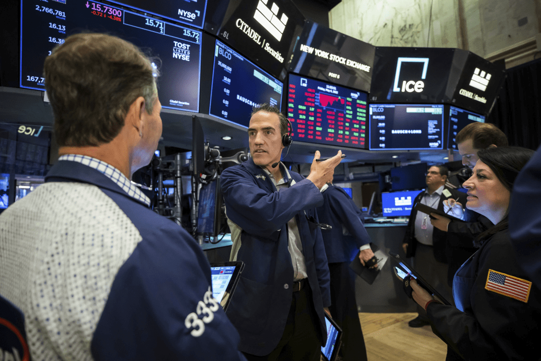 War's Impact: Oil Prices, Inflation, and Interest Rates (2026)