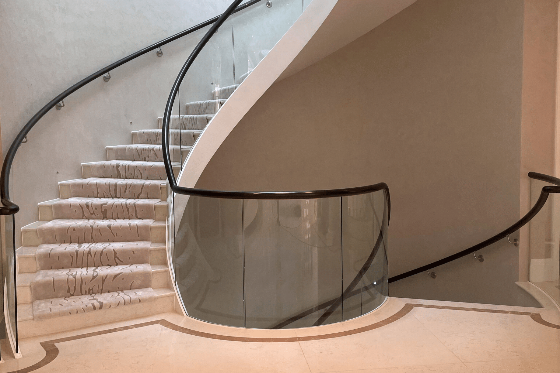 Bespoke carpet runners for stairs & hallways