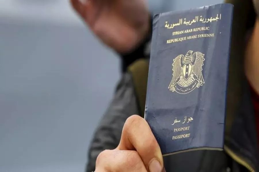 وزير الخارجية يُصدر قراراً بتمديد جوازات السفر للطلاب السوريين في الخارج.. فما الشروط؟