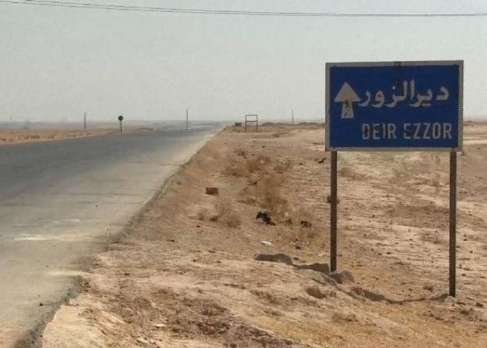 مسلحون يهاجمون آبار نفطية بريف دير الزور وتهديدات “داعش” تطال الأهالي