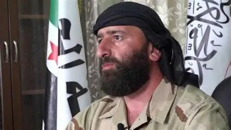 عاجل | الشرطة العسكرية تنقل أحمد العودة من بصرى الشام إلى دمشق