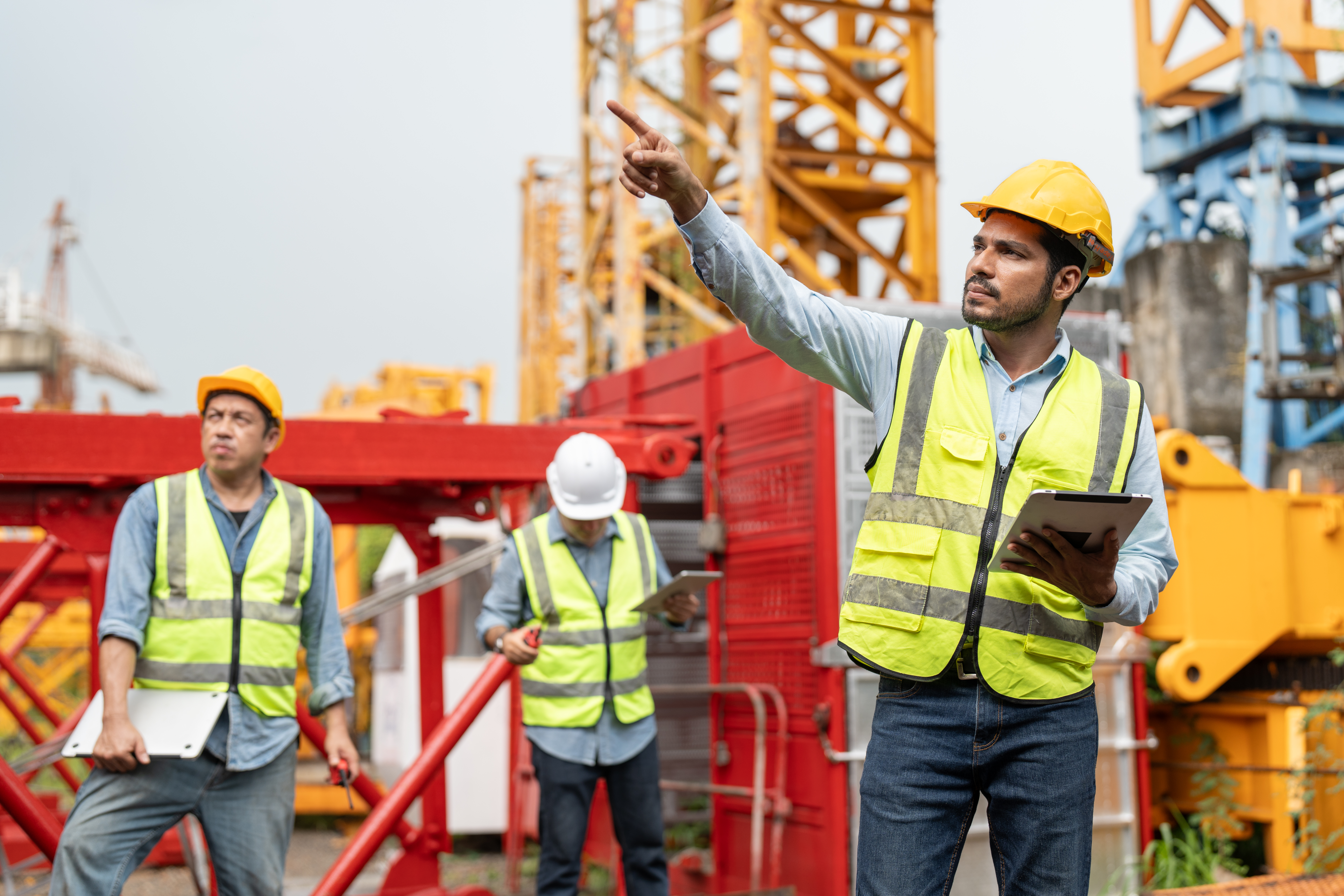 Cutting Through Compliance Confusion: Streamline Your Construction Projects with Digital Tools