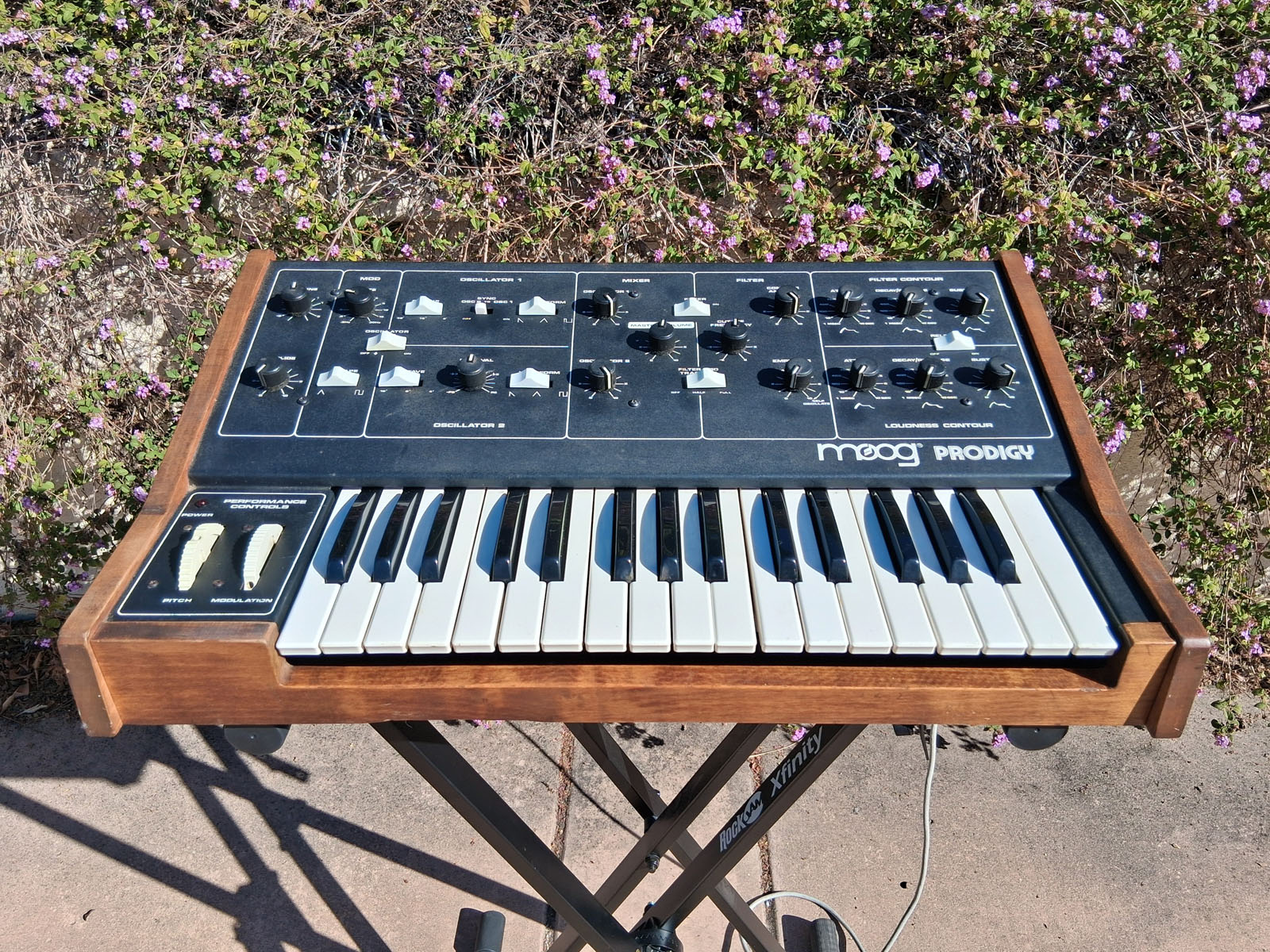 Moog Prodigy Vintage Analog Synthesizer Keyboard – Needs Key