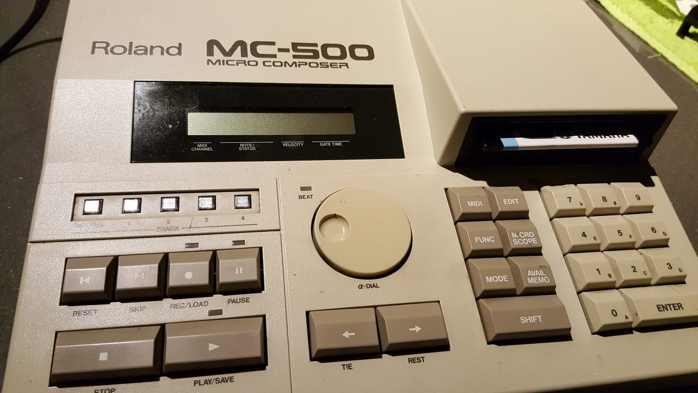 ROLAND MC-500 MKⅡ (3U 19inchラックケース装 ROLAND MC-500 MKⅡ (3U 19inchラックケース装 - メルカリ