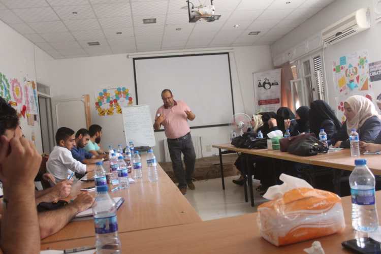 دورة في التحرير الصحفي في إدلب