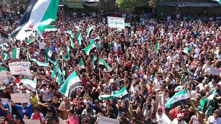 دعوات للتظاهر على الحدود التركية رفضاً للحملة العسكرية على إدلب