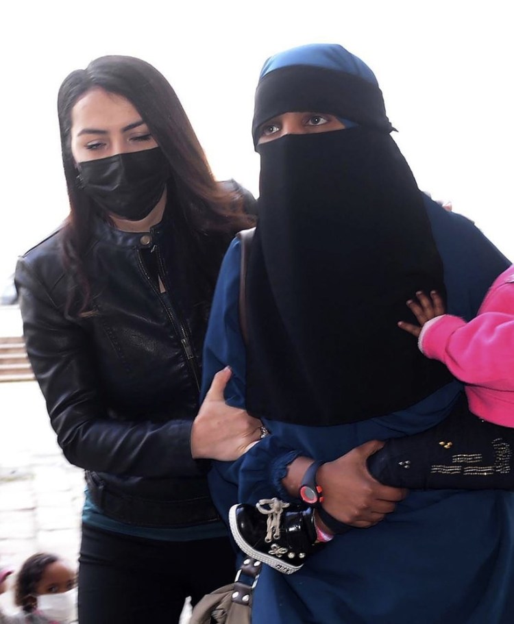 خلاف بين نيوزيلندا وأستراليا بشأن المرأة التي قبضت عليها تركيا على حدودها منذ عدّة أيام