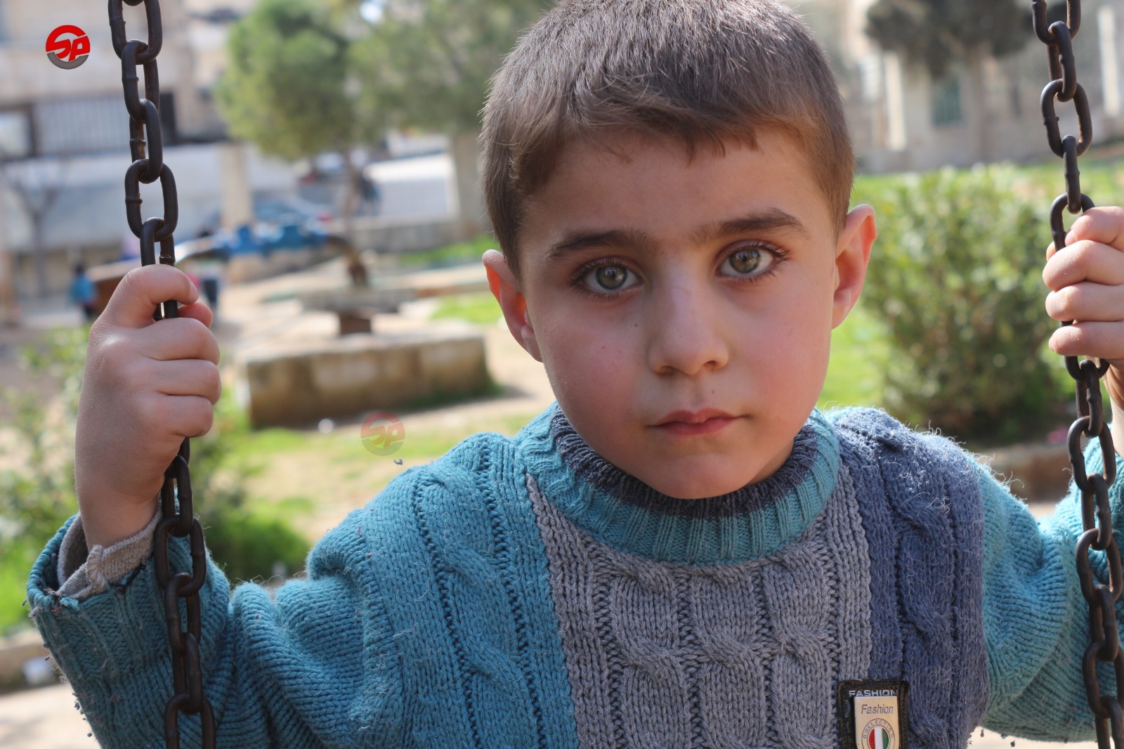 الطفولة أنفاسٌ عذبة..وسحائب ماطرة.. وأريجٌ عبِق  بعدسة: سهير الإسماعيل