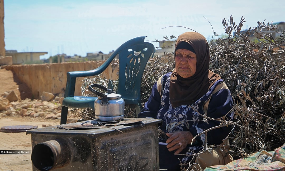 الشتاء في مخيمات النزوح السورية..بعدسة: أدهم الحاج أحمد