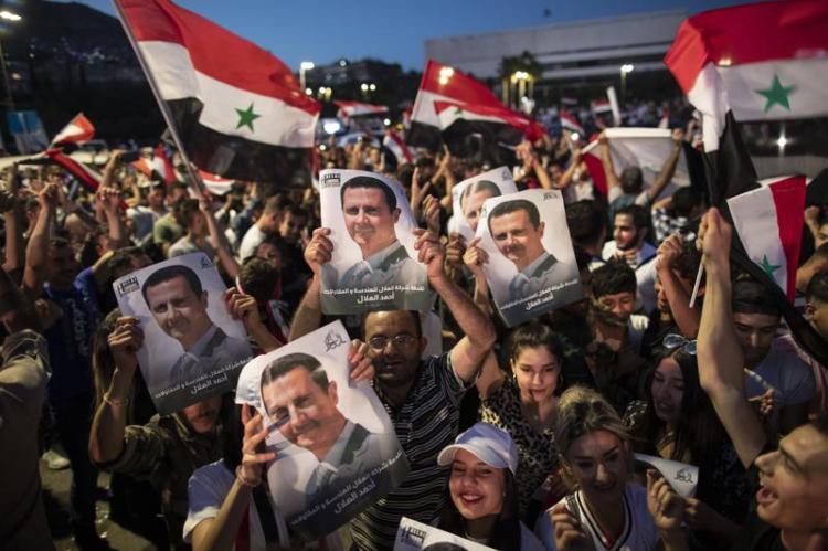 أسوشيتد برس: رأس النظام السوري يفوز بولاية رابعة تنذر بالانهيار