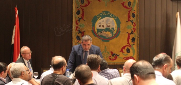 حاكم المصرف المركزي في حكومة النظام: لا عقوبة على حيازة الدولار