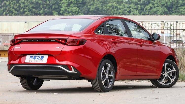 Geely الصينية تكشف عن سيارتها الجديدة