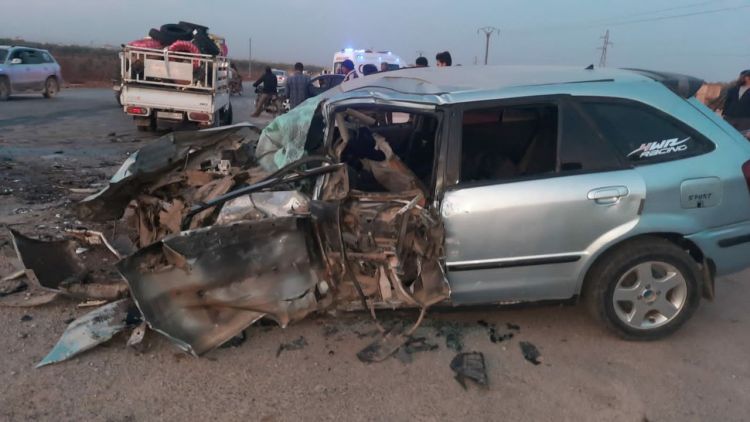 عاجل|| وفاة رجل وإصابة آخرين بينهم أطفال، جراء اصطدام سيارتين، بالقرب من بلدة #كفريا شمال #إدلب.