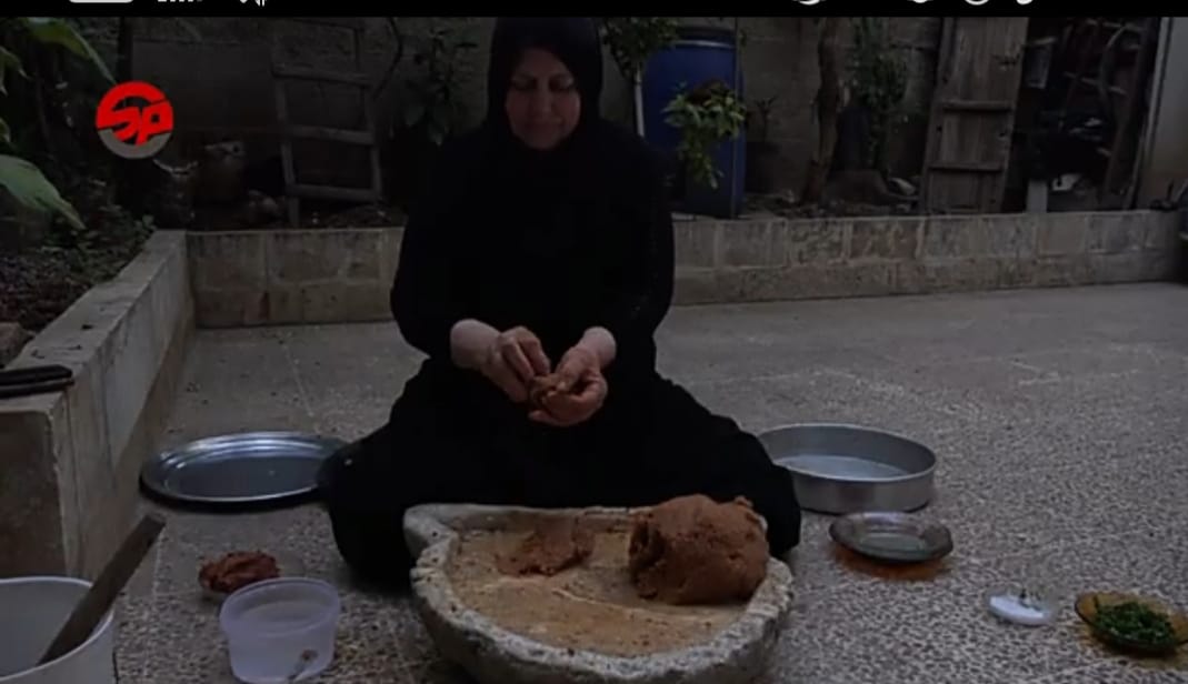 الكبّة النية ومسقعة الباذنجان #أكلتان تكادان لا تفترقان عند البعض على الرغم من تعدد الأجيال،