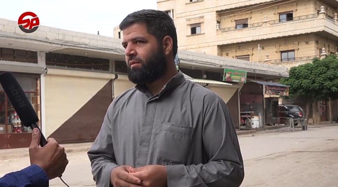 معايدة وجهها بعض الأهالي من شمال غرب #سوريا لأقربائهم وللمعتقلين وذويهم