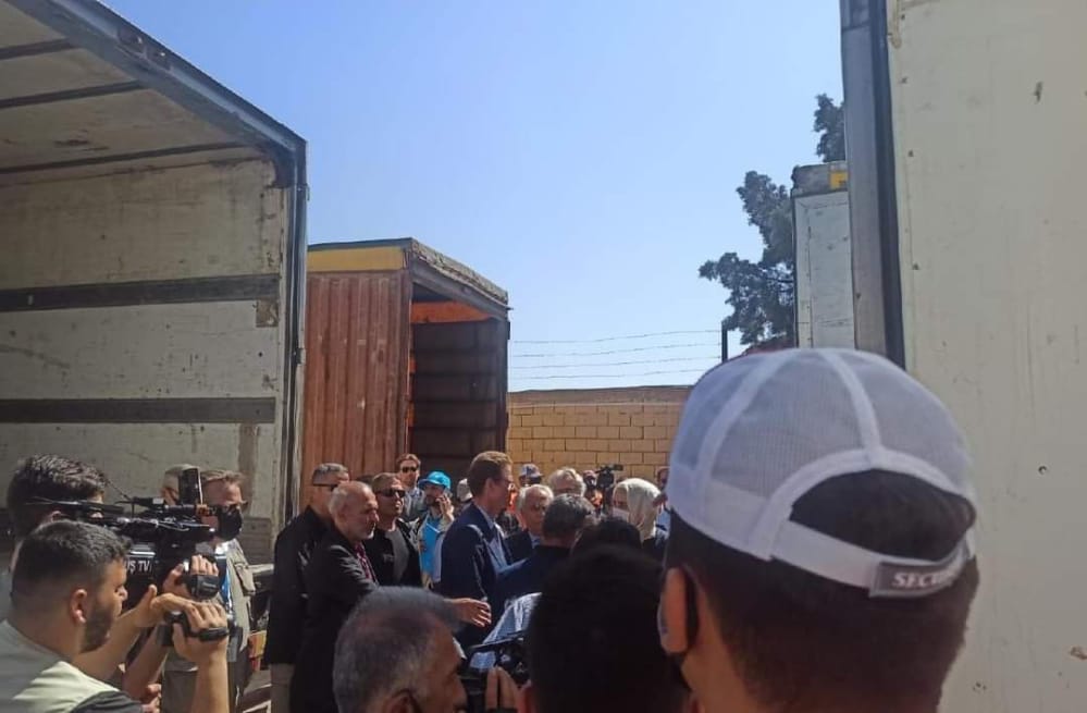 وفد أوروبي يزور معبر باب الهوى جنوب تركيا