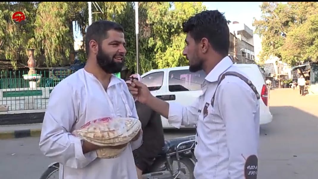 بعدارتفاع مادة الخبز في المناطق المحررة حيث وصل سعر الكيلو الواحد إلى11 ليرة تركية