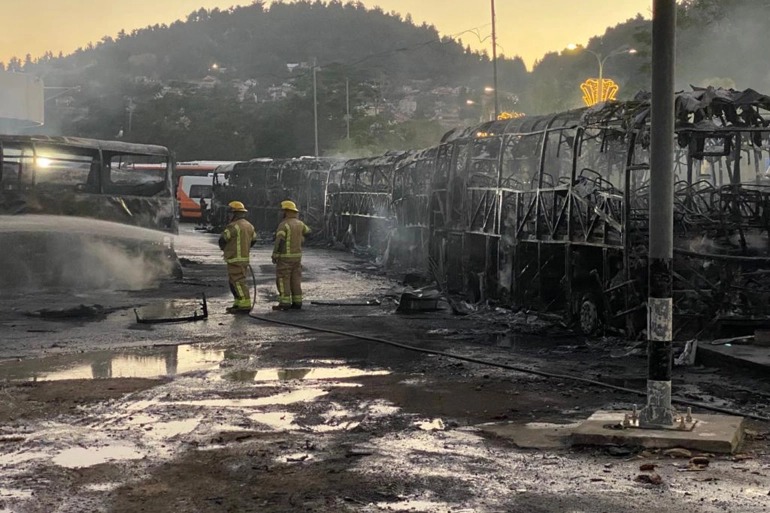 احتراق حافلات إثر حريق اندلع بمحطة مركزية للنقل داخل إسرائيل
