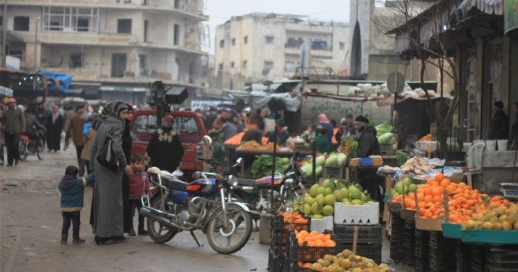 كيف كان إقبال الناس على شراء الخضروات والفروج واللحوم في شهر رمضان قياسا مع رمضان السنوات الماضية؟