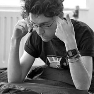 Dan Smith Music - Gorgeous Dark Design - Ultra HD