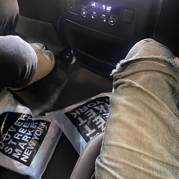 Oneam Students - Premium Colorful Background Gallery - Retina