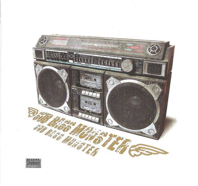 Bass Monster - Premium Nature Image Gallery - Desktop