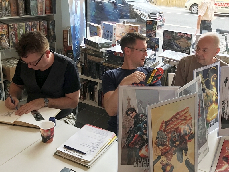 (von links) Mike Perkins, Alexander Bubenheimer, Ekki