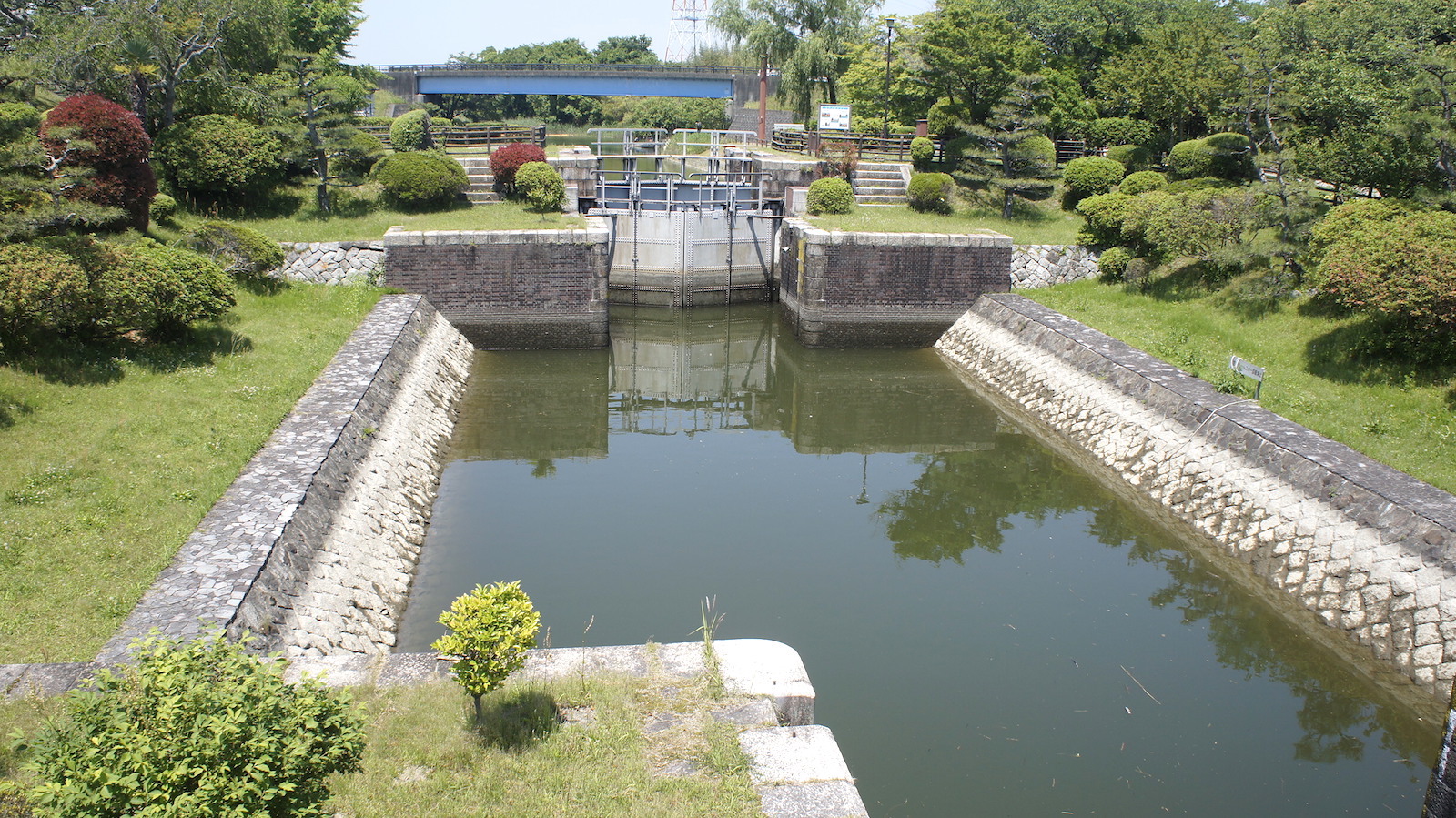 AI020501.jpg?fit=1600,899&ssl=1