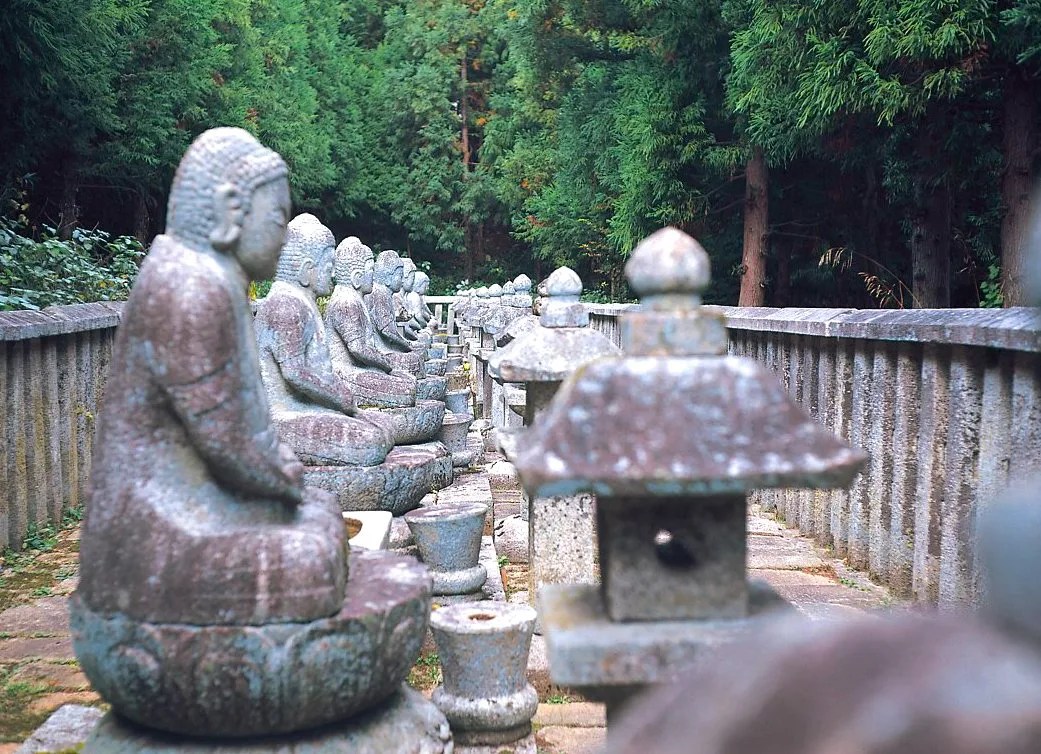 片倉家廟所 | ニッポン旅マガジン