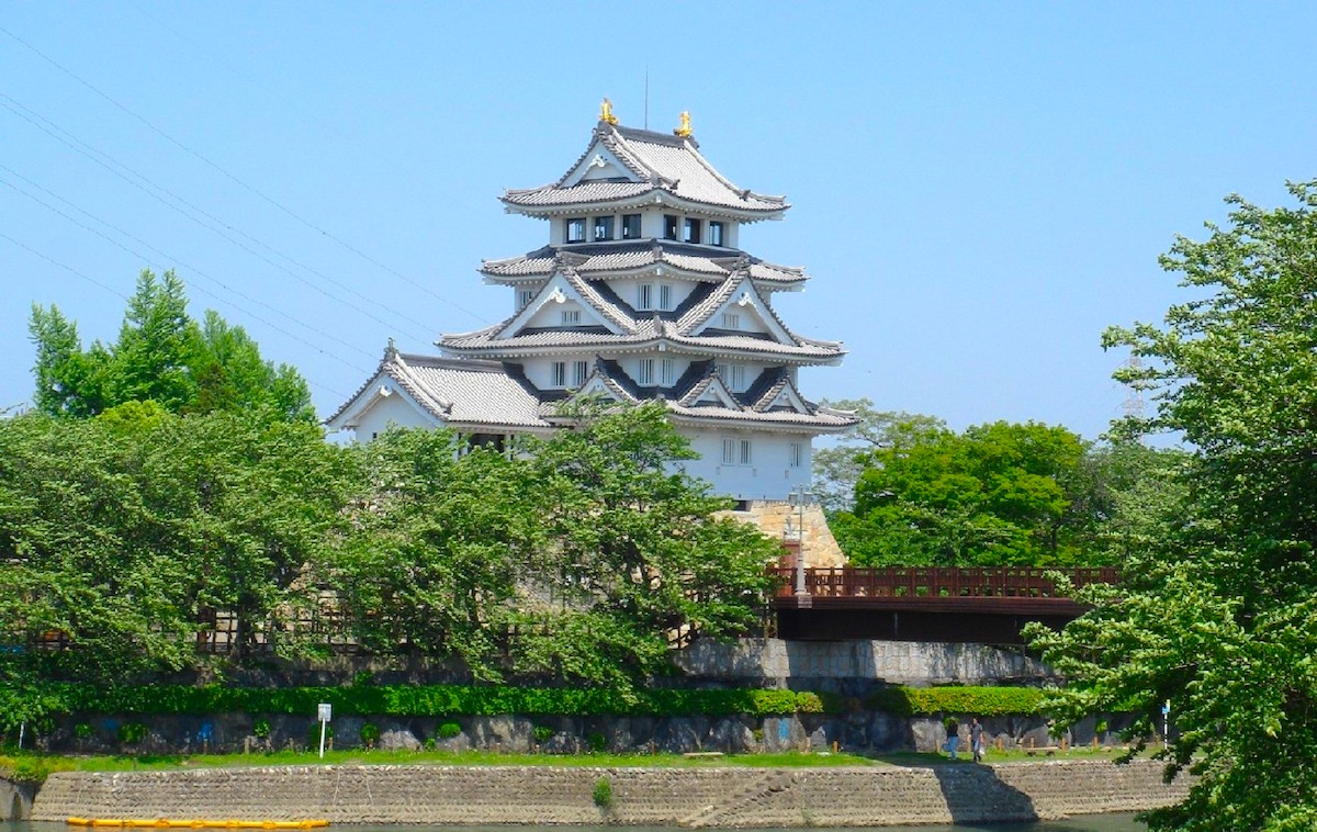 稿本墨俣一夜城―秀吉出世城の虚実と蜂須賀小六中古・プレミア本 GI005201.jpg?fit=1200,758&ssl=1