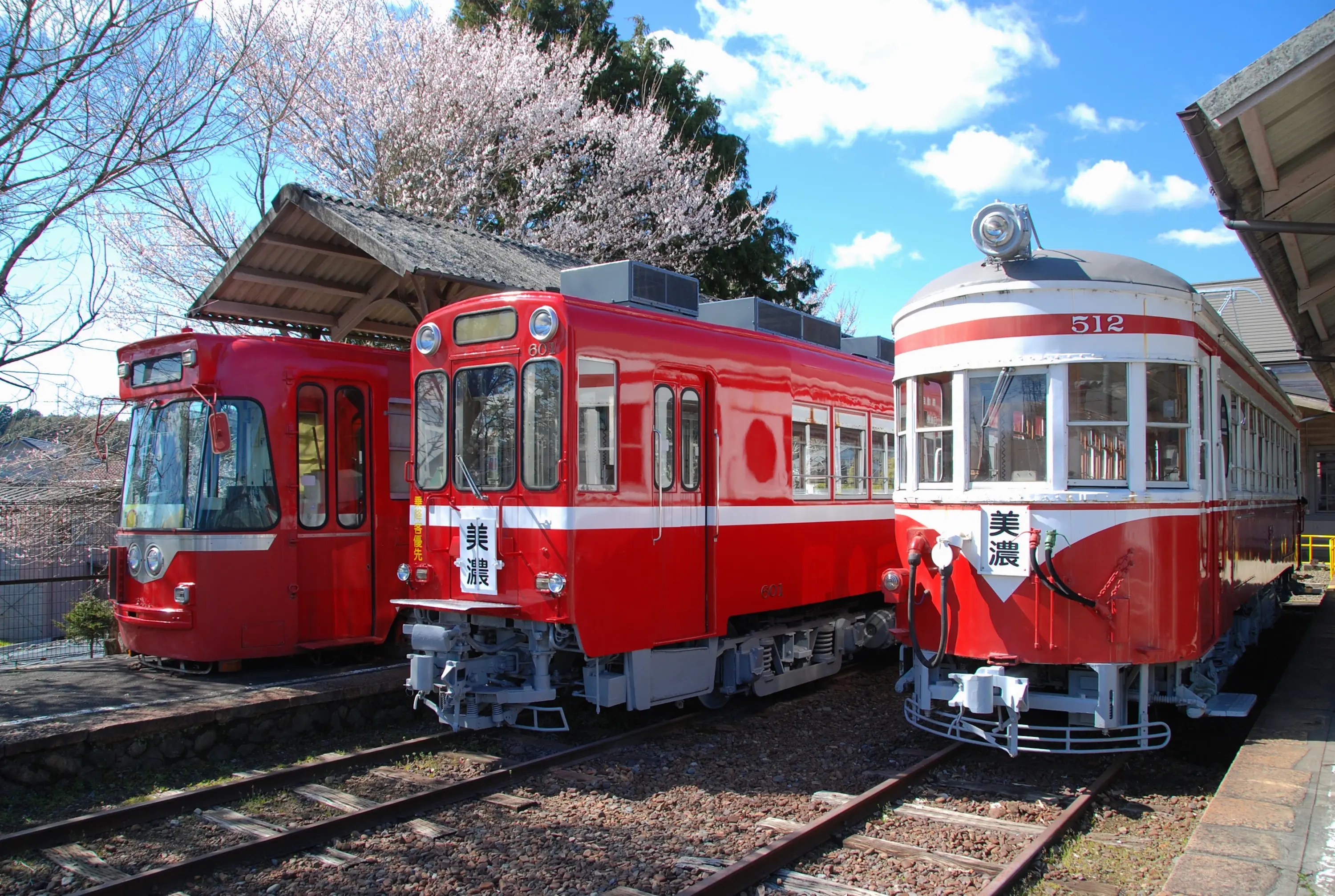 旧名鉄美濃駅 | ニッポン旅マガジン