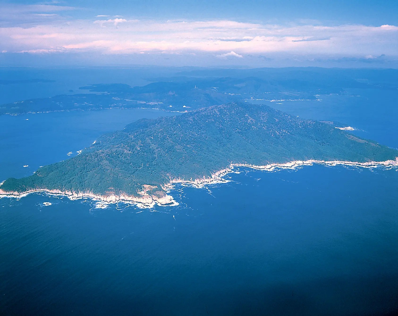 MG002001.jpg?fit=1686,1340&ssl=1