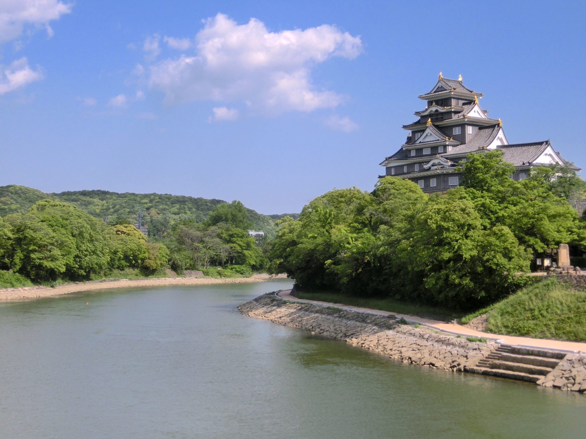 岡山城夜間特別開館『夏の烏城灯源郷』｜岡山市｜2025 | ニッポン旅
