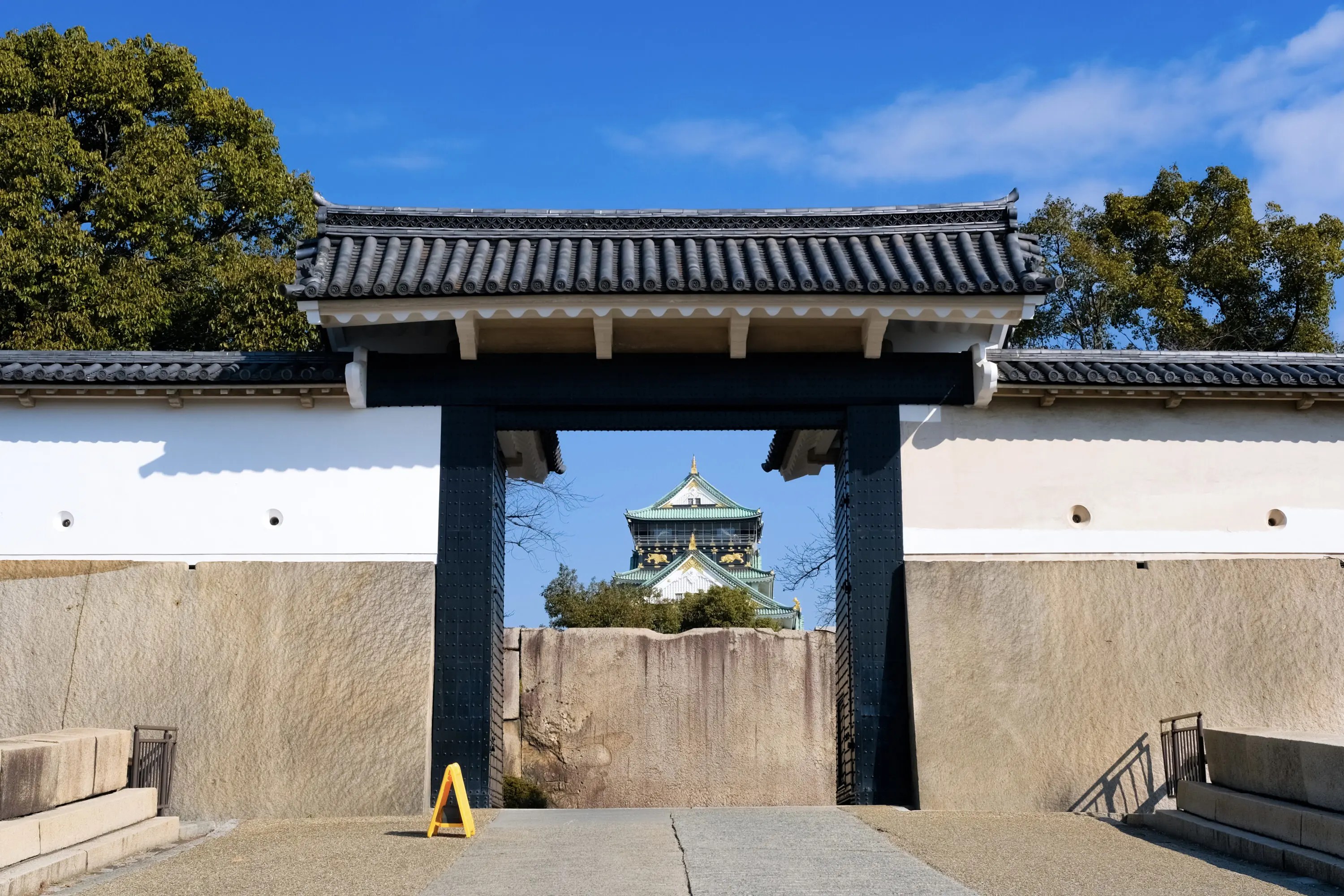 大阪城公園・桜門 | ニッポン旅マガジン