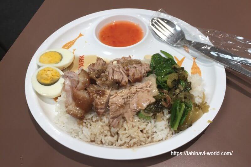 フードコート　タイ