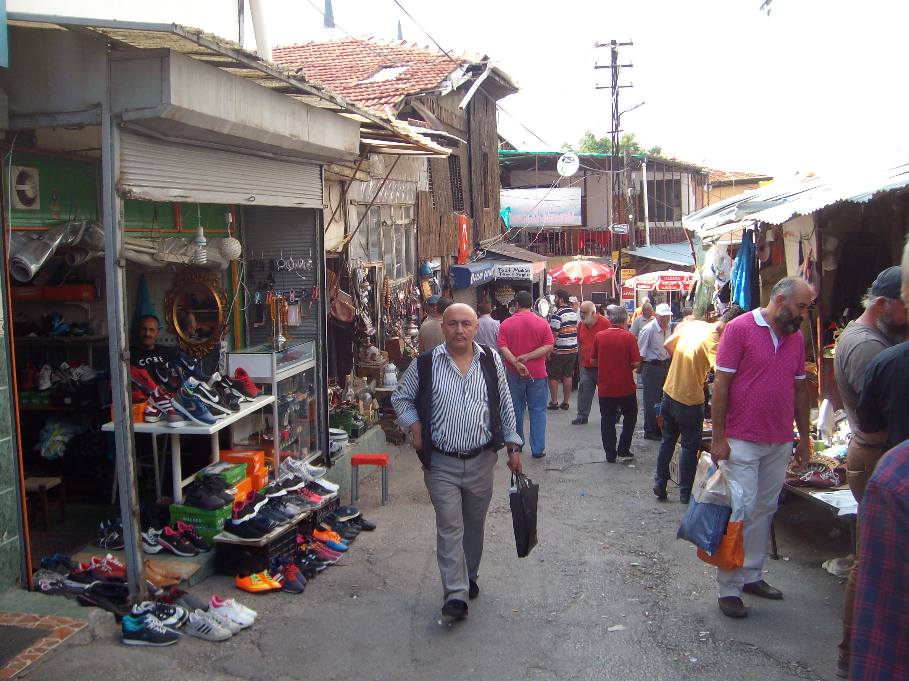 PENTACON DIGITAL CAMERA