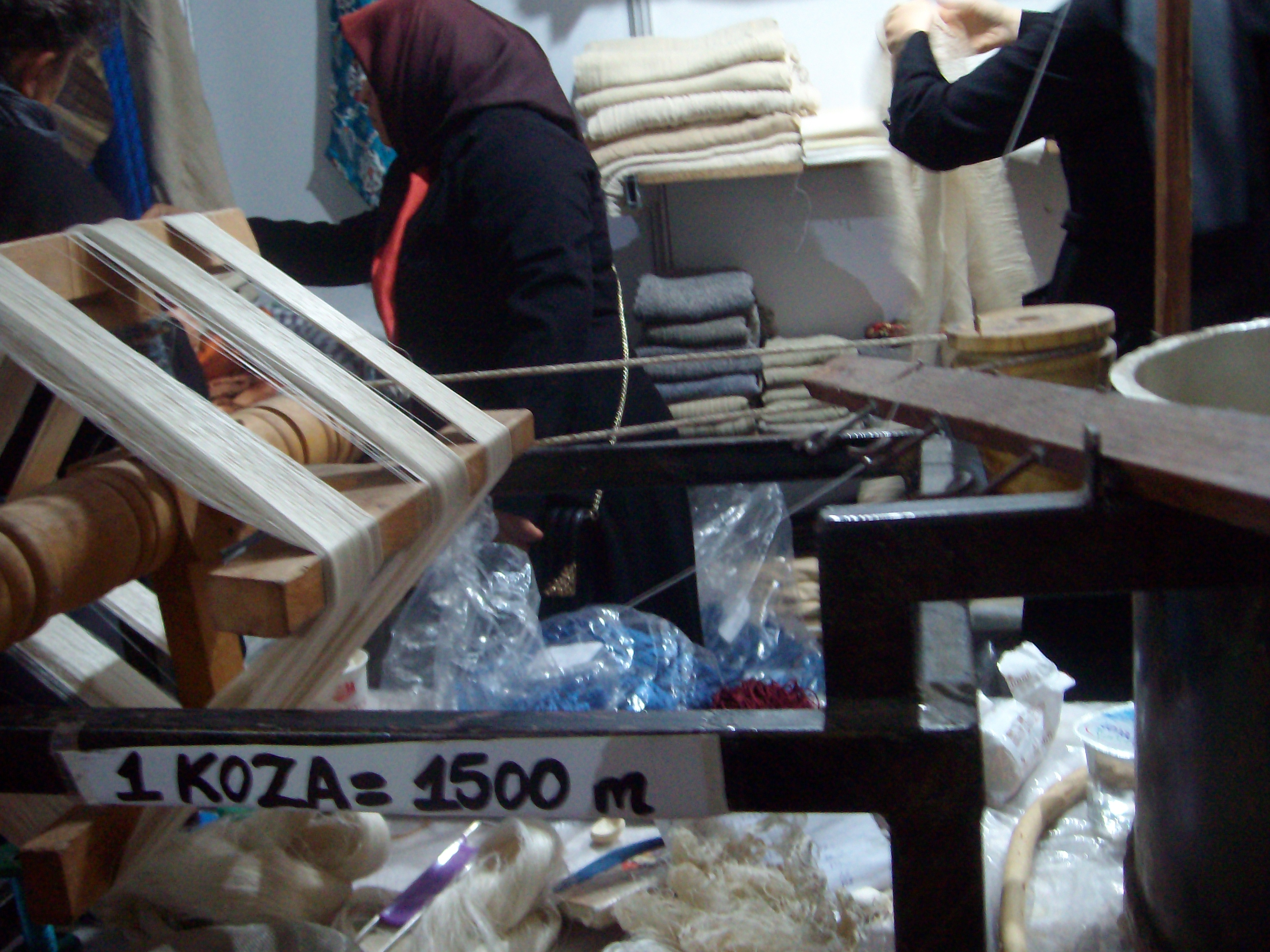 Ткацкий станок для изготовления шелковой ткани