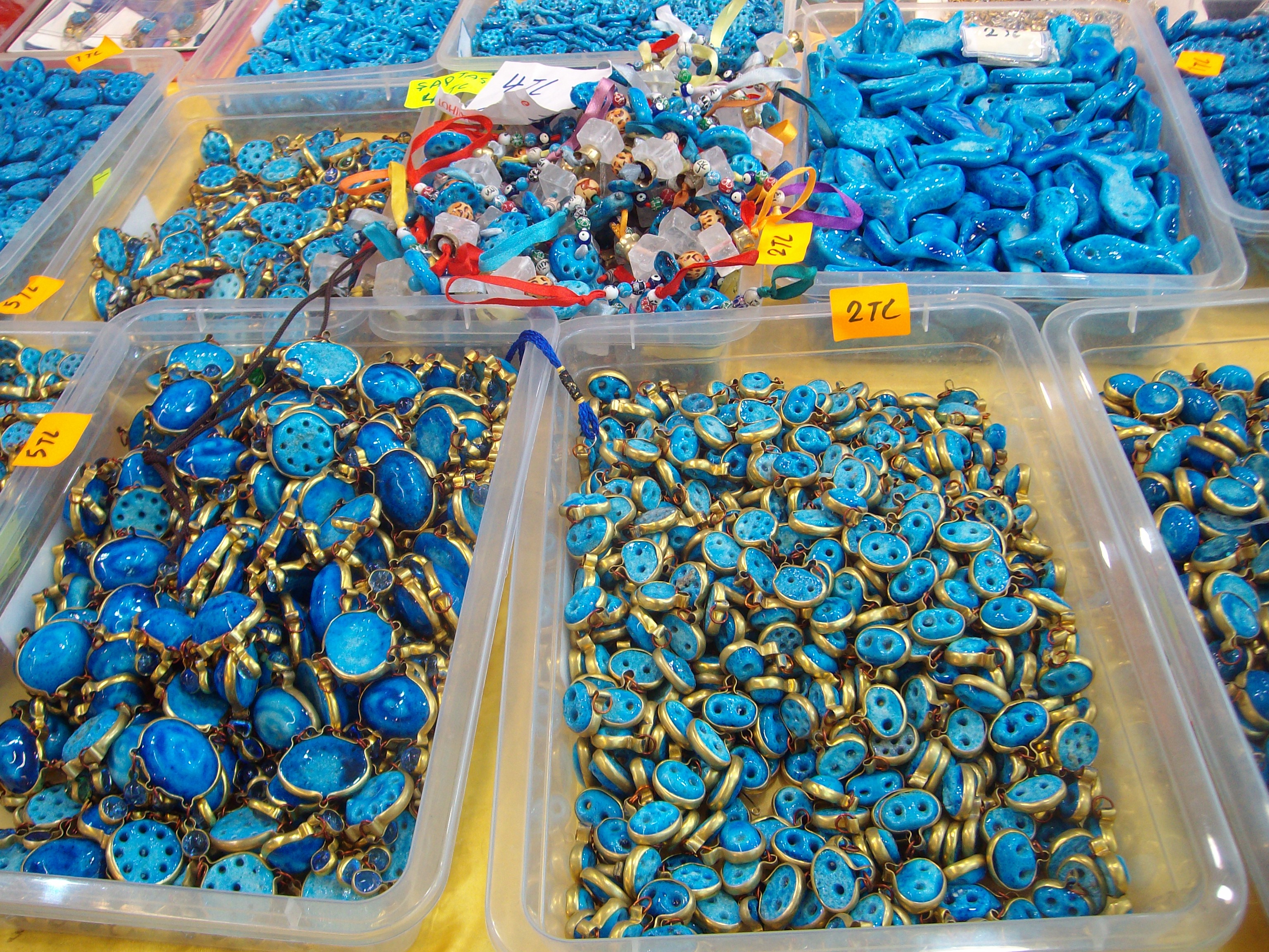 Камушки, подвески от сглаза