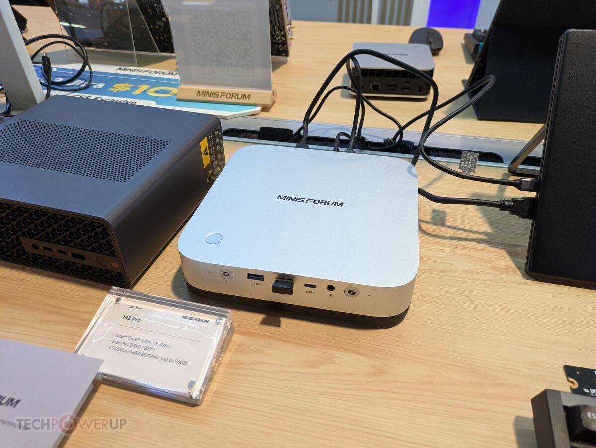 Minisforum CES 2026 Intel Core Ultra X9 388H PC M2 Pro AI X1 