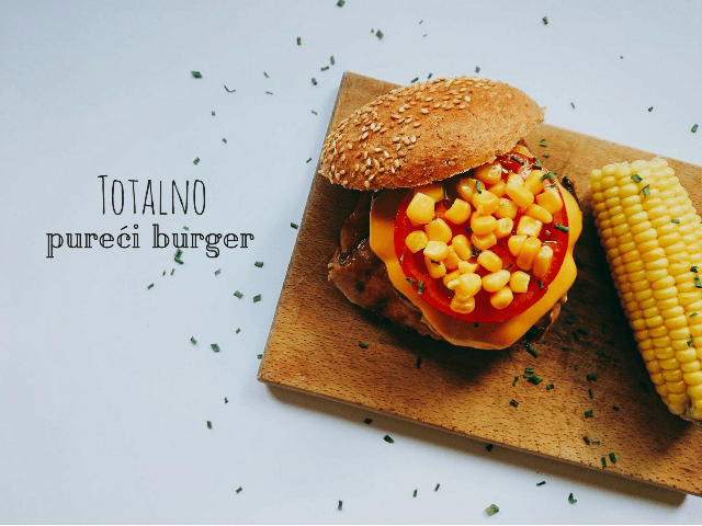 Totalno pureći burger s kukuruzom – recept