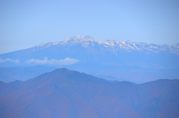 仙丈ヶ岳に日帰り登山！アクセス良好な南アルプス入門の山からの大