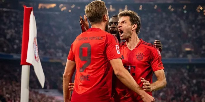 Harry Kane Bawa Bayern Menang Telak 4-0 atas Stuttgart