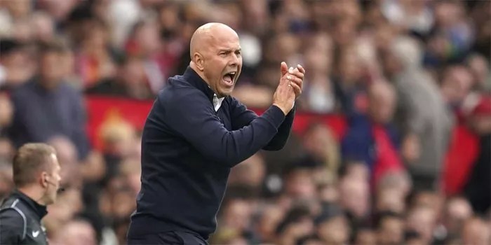 Arne Slot Puji Perjuangan Liverpool Usai Kalahkan Chelsea