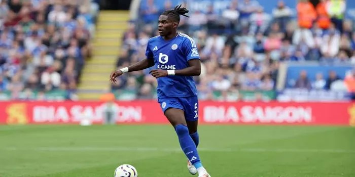 Caleb Okoli: Bek Muda Italia yang Siap Mengguncang Premier League Bersama Leicester City