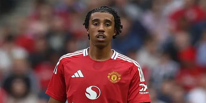 Comeback Leny Yoro ke Skuad MU Semakin Terlihat di Depan Mata