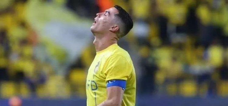 Cristiano Ronaldo: Gagal Penalti dan Al-Nassr Kehilangan Harapan