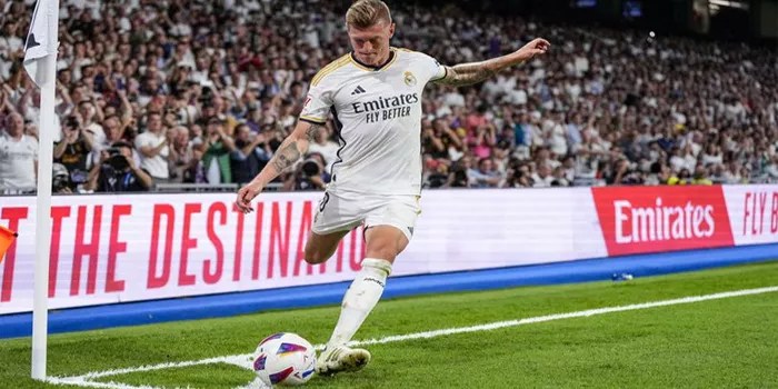 Kritik Toni Kroos: Ballon d’Or Tak Penting!